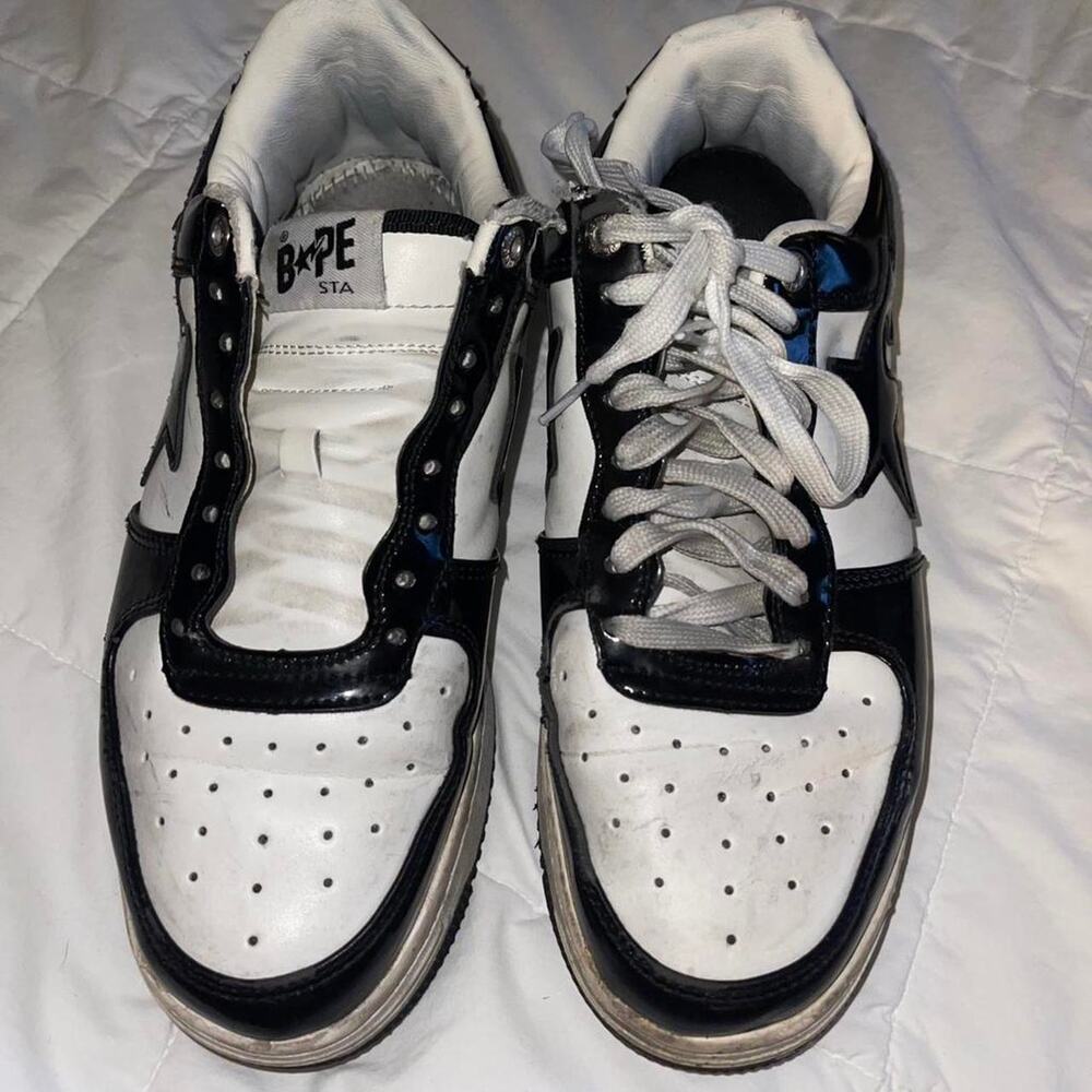 Authentic Vintage Black and White Bapes A Bathing Ape - Sz 8.5